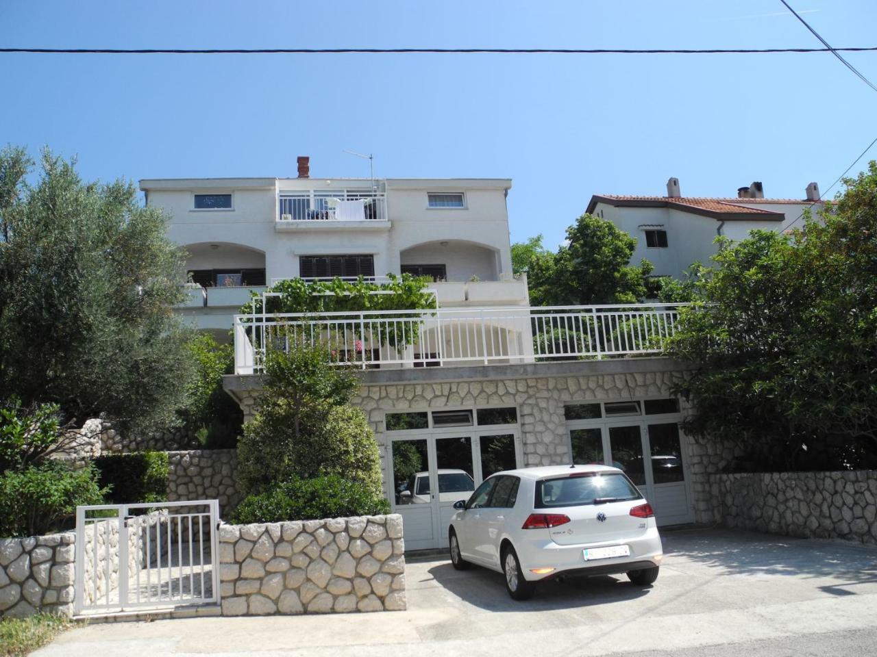 Apartments Boti Dramalj Exterior photo